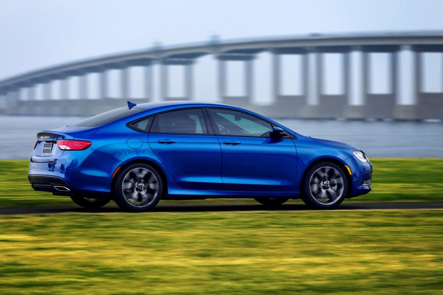  Chrysler 200S AWD (UF) 2014 года  (фото 23 из 46)